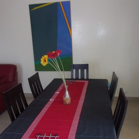 Appartement Meuble A Mbao Dakar Buitenkant foto