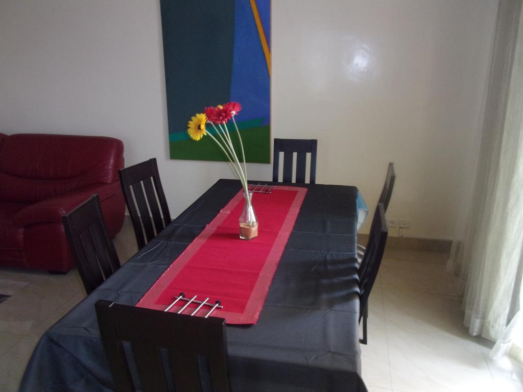 Appartement Meuble A Mbao Dakar Buitenkant foto