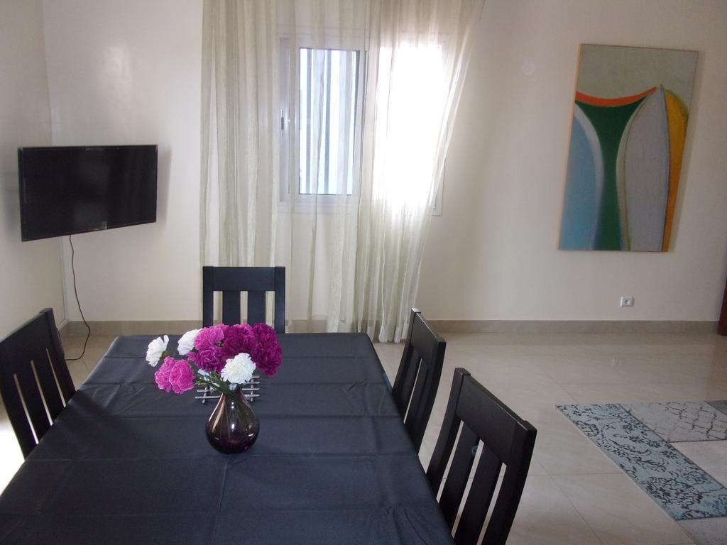 Appartement Meuble A Mbao Dakar Buitenkant foto