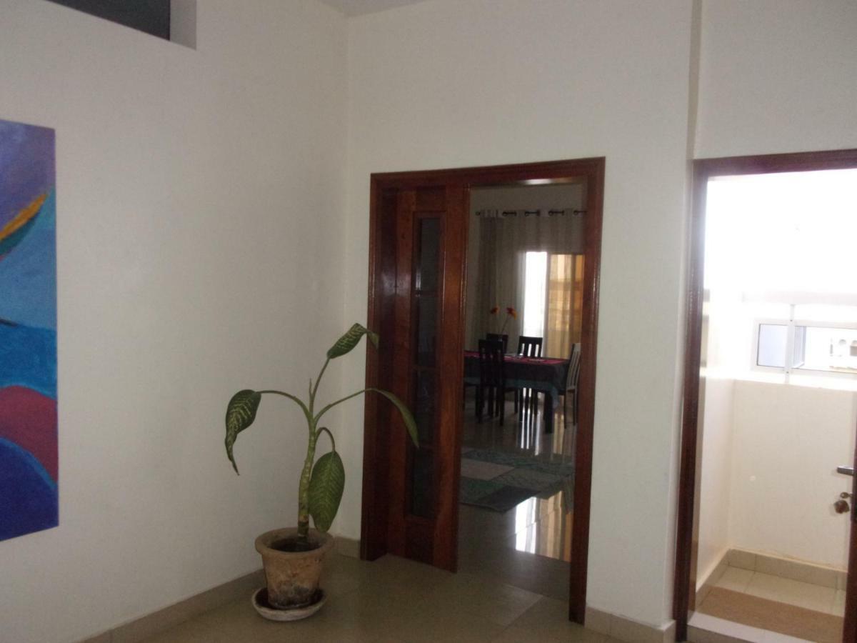 Appartement Meuble A Mbao Dakar Buitenkant foto